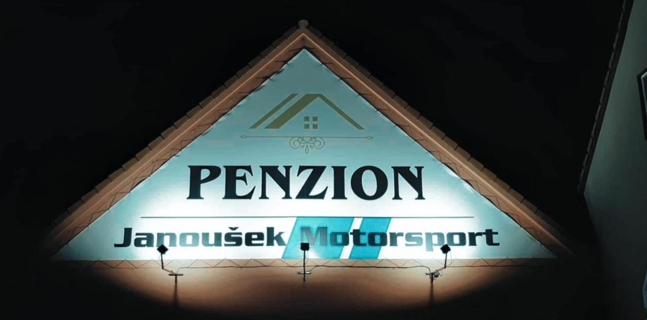 Penzion Janousek Motorsport Cesky Krumlov Hotel Přísečná Kültér fotó